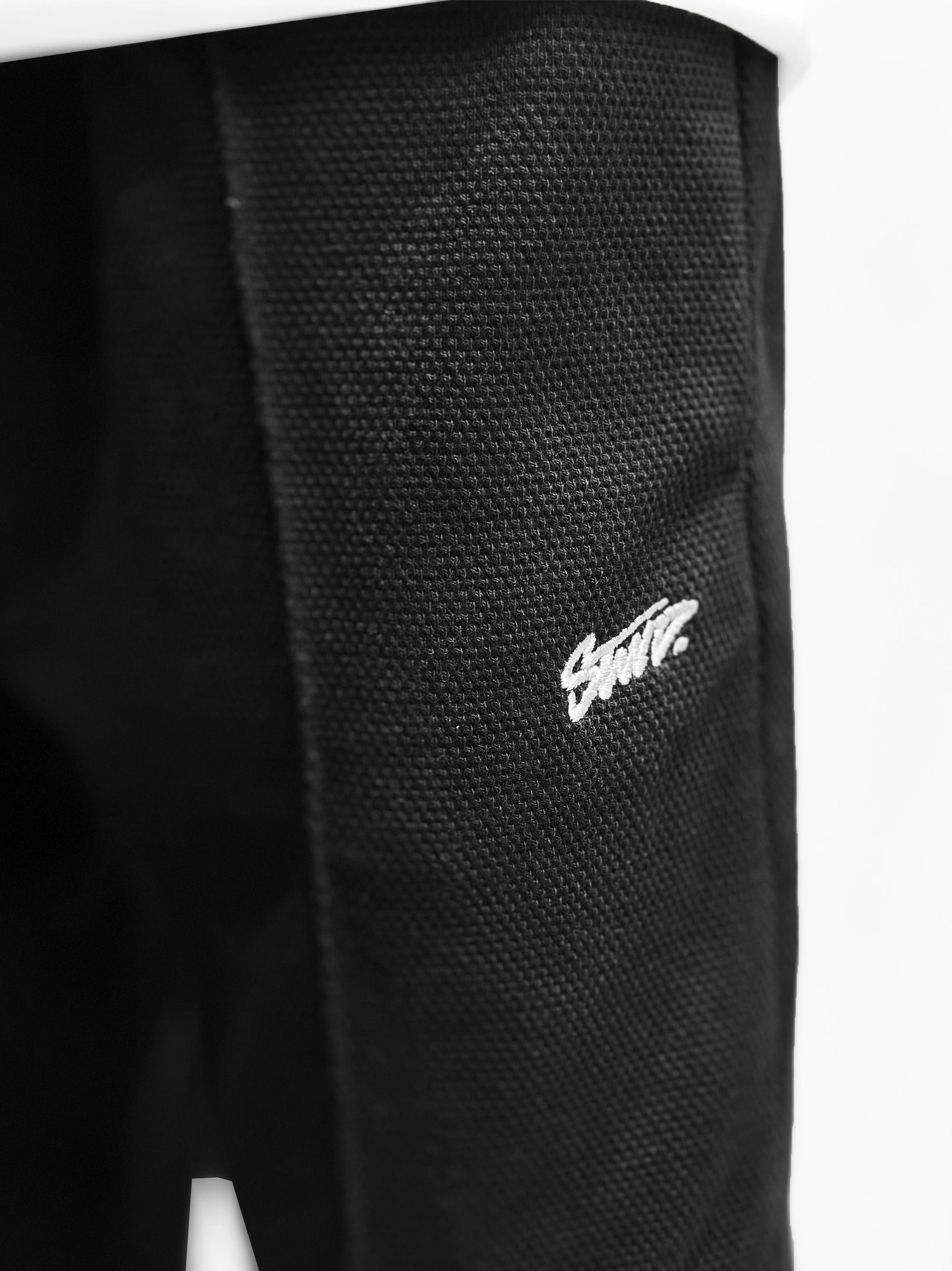 Men Plain Stripe Line Trouser In Black