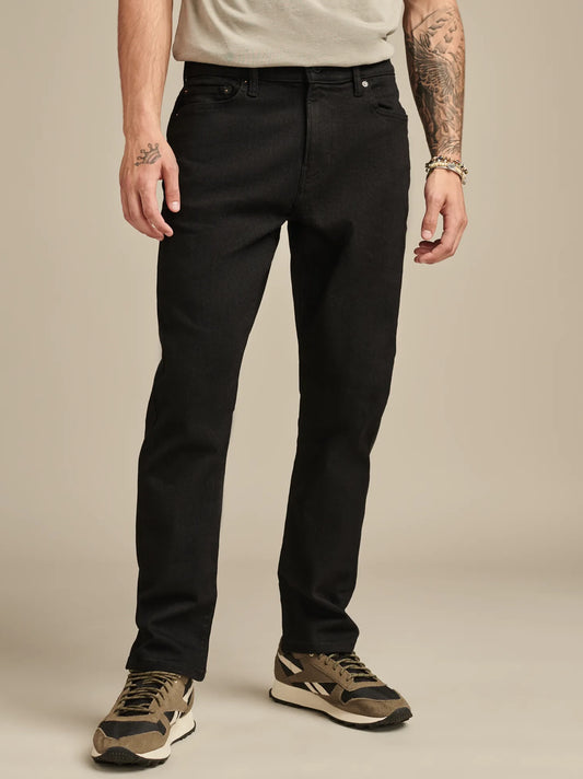 Men's Straight fit Advanced Stretch Black jeans