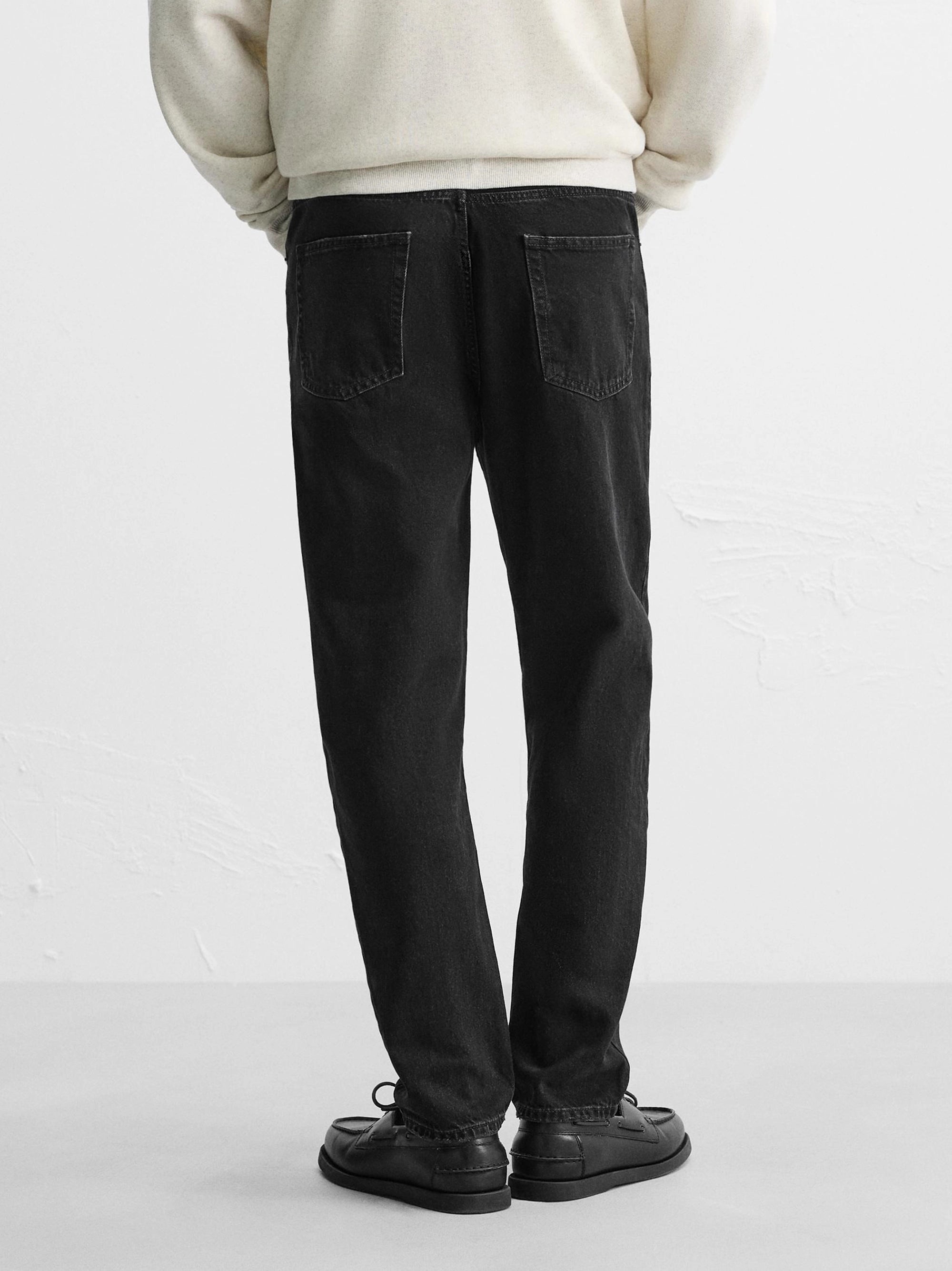 Men's Tapered Fit Blackish Jeans