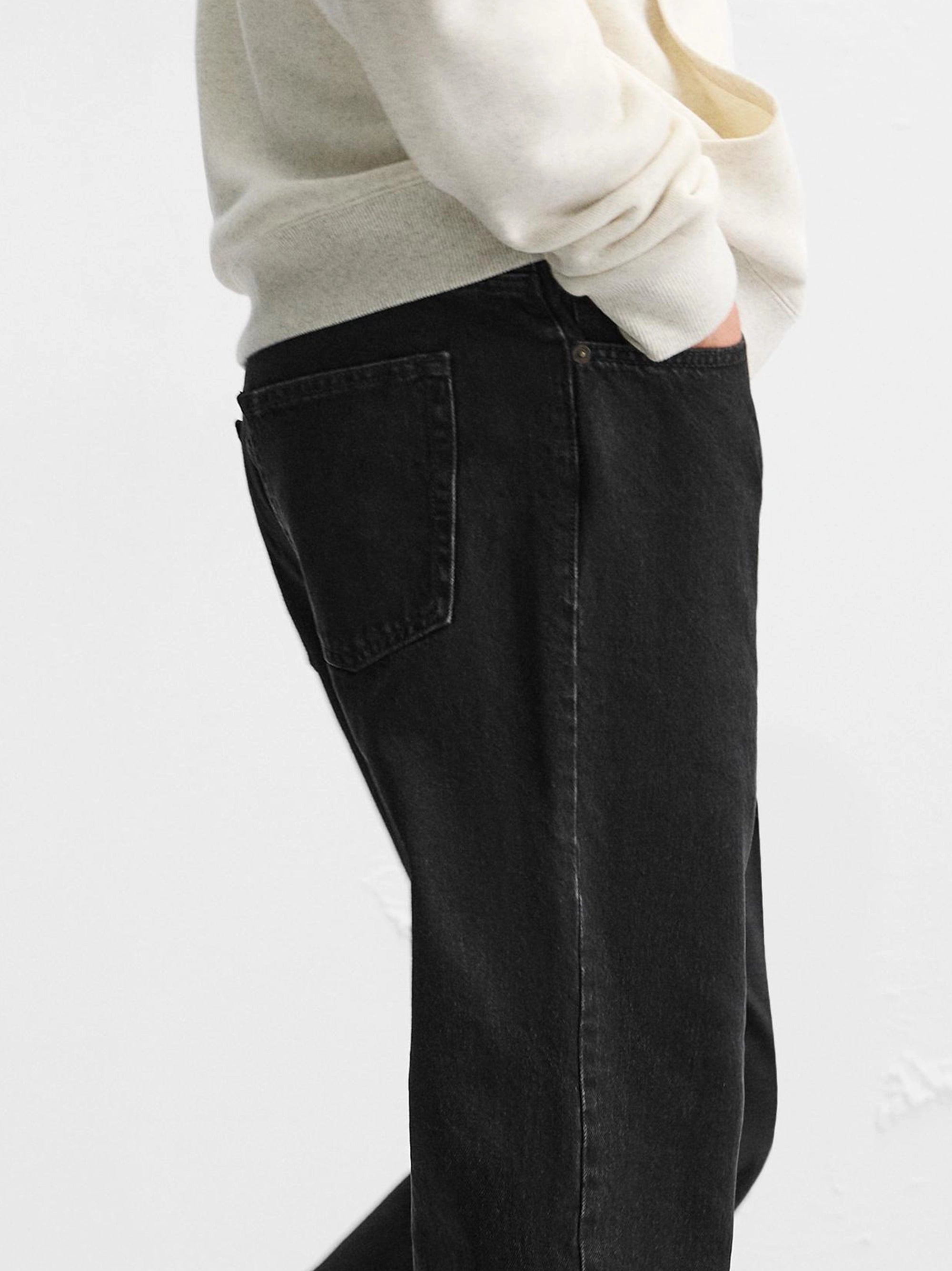 Men's Tapered Fit Blackish Jeans