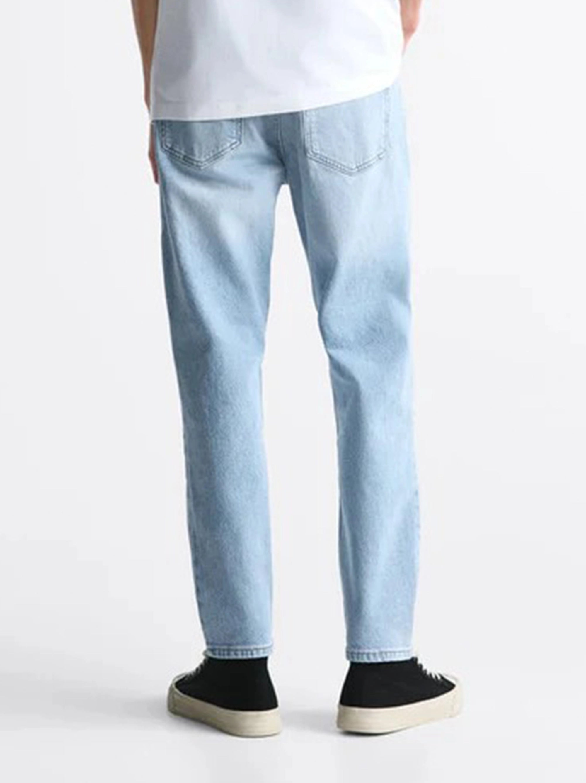 Men's Tapered Fit Light Blue Jeans