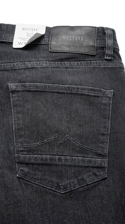 Mustang Men’s Washed Black Straight Jeans