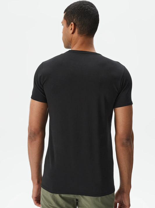 Lacoste Mens Regular Fit Crew Neck Black T-shirt