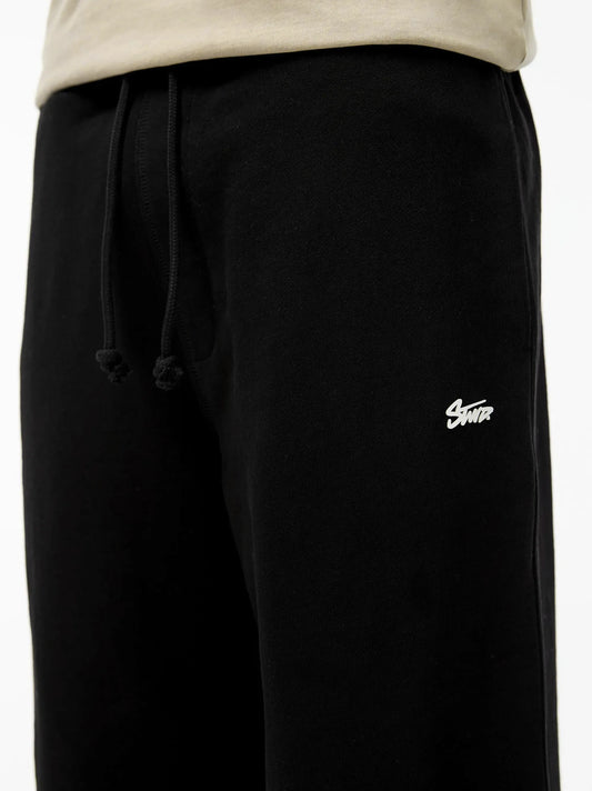 Men's Tapered fit Trouser in Black