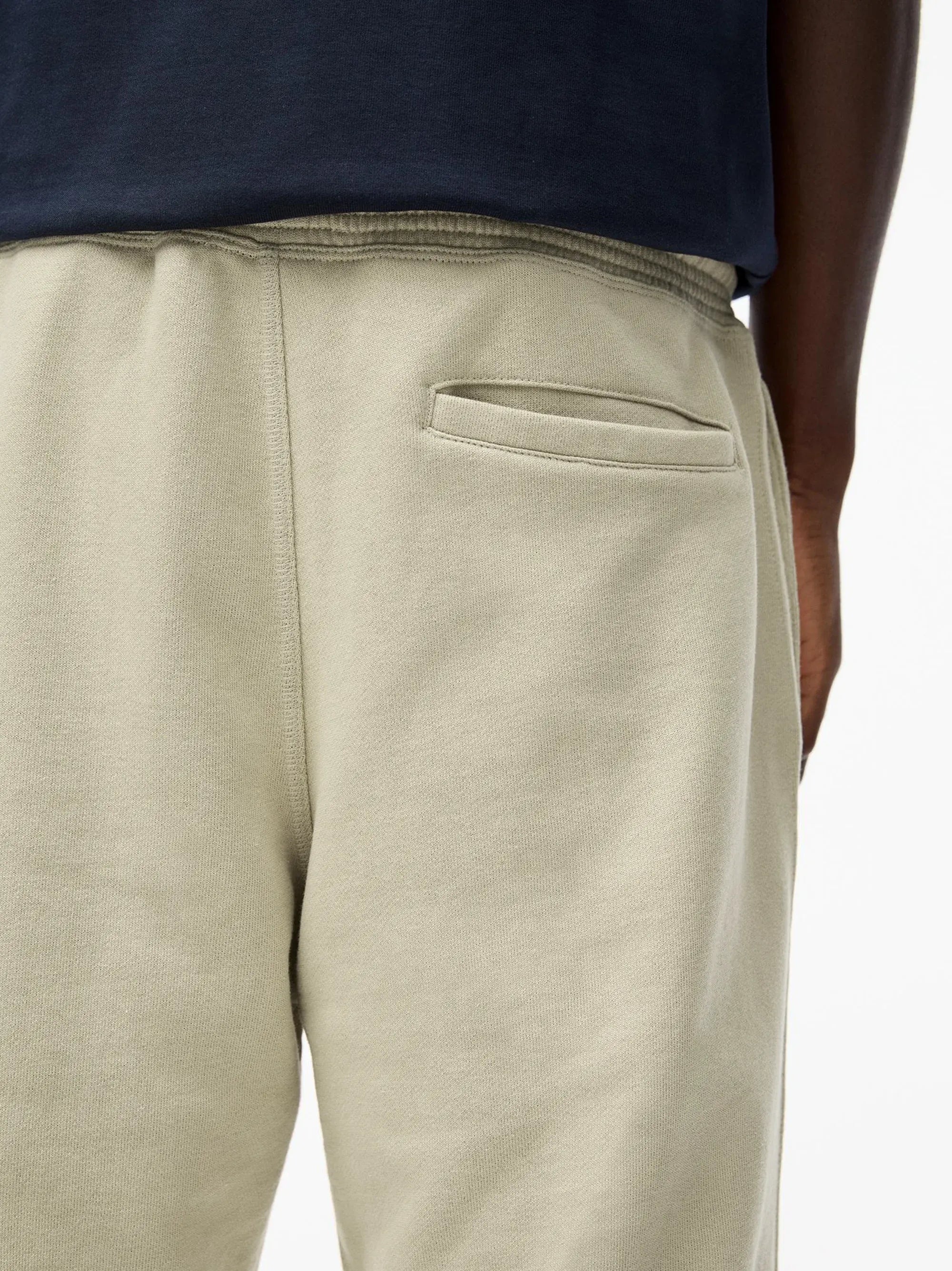 Men's Tapered fit Trouser in Skin