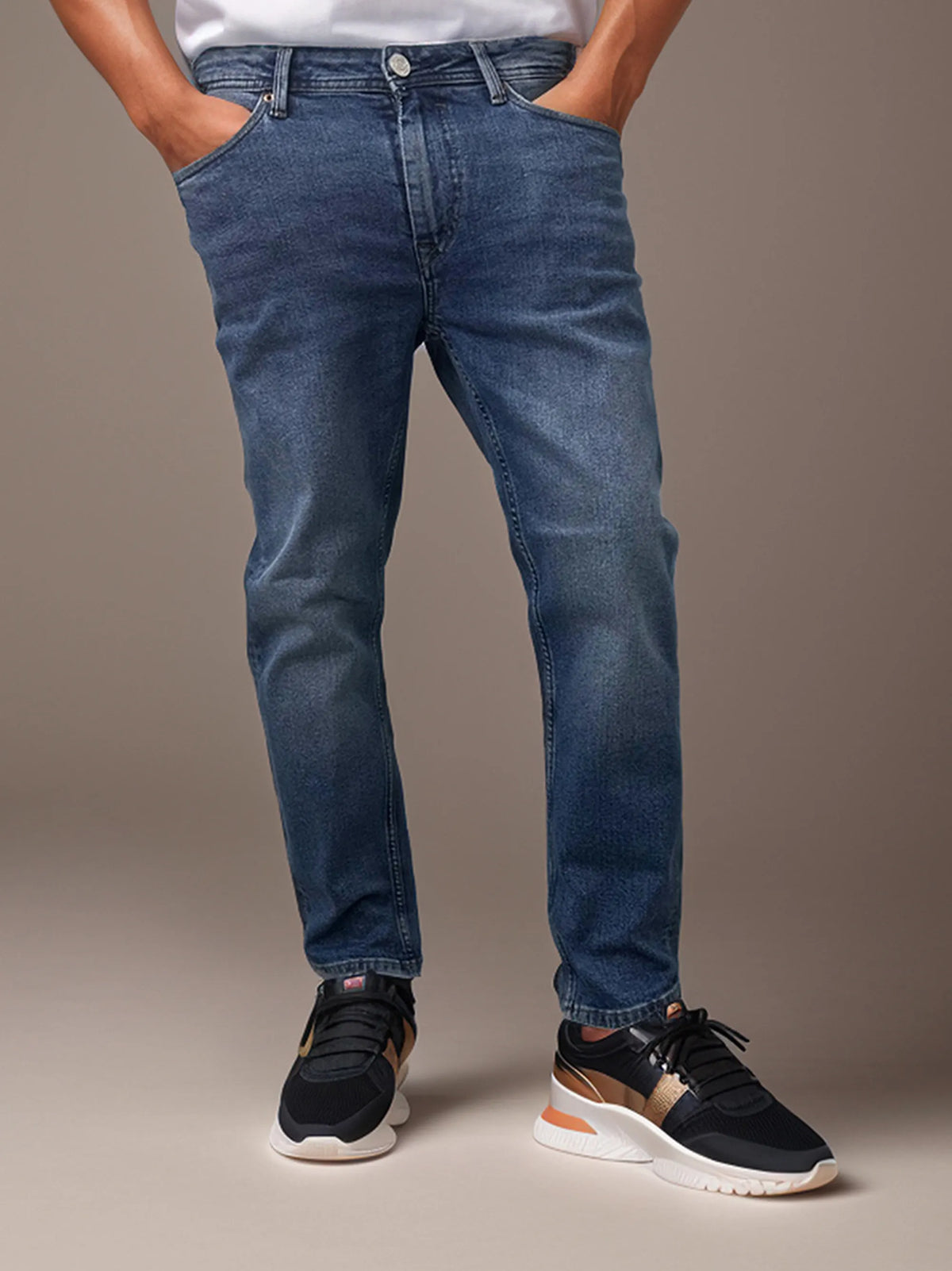 Mid Blue Slim fit Stretchable Jeans Pant for men