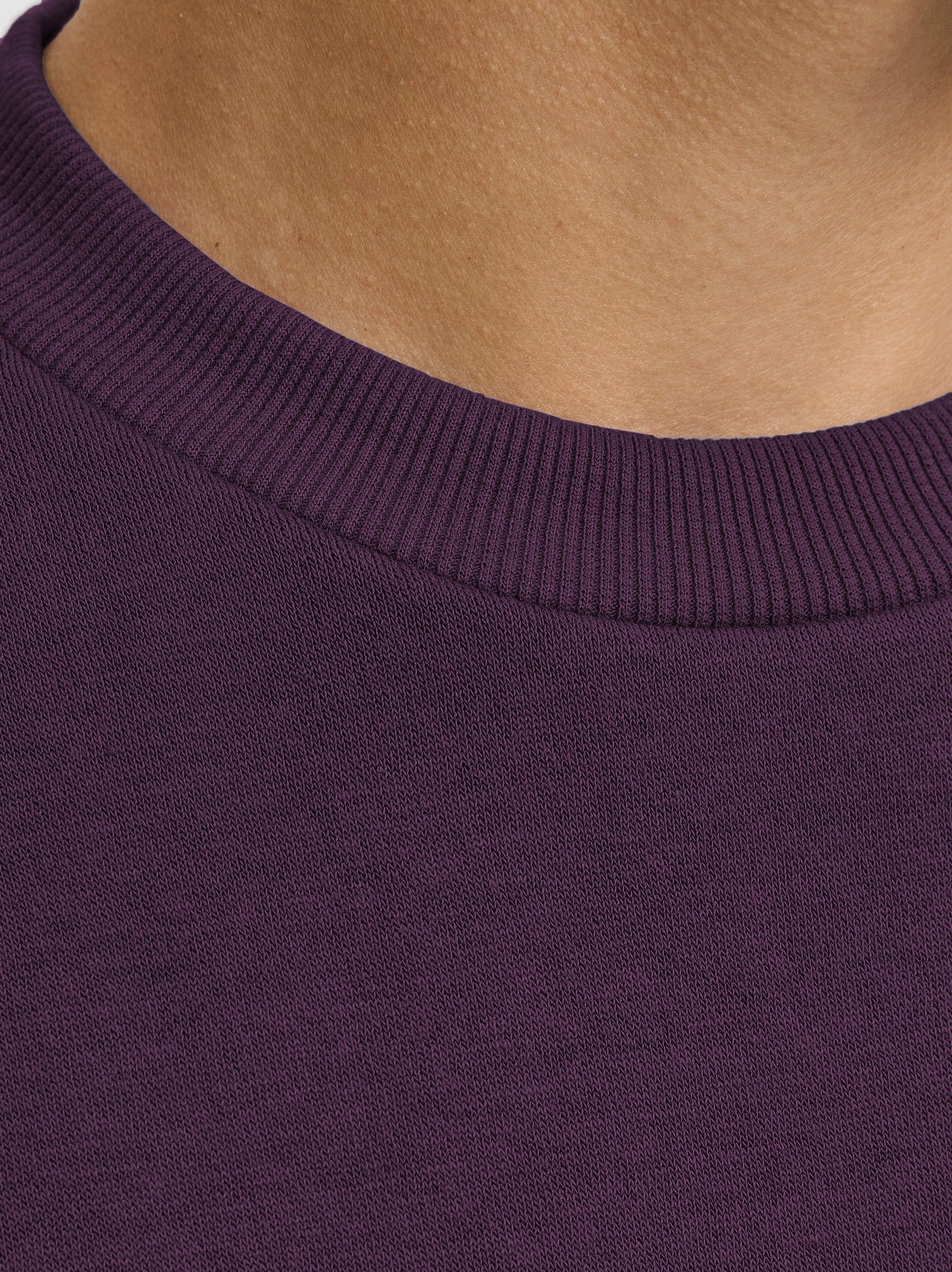 Premium Men dark Maroon Label Logo Print Sweatshirt